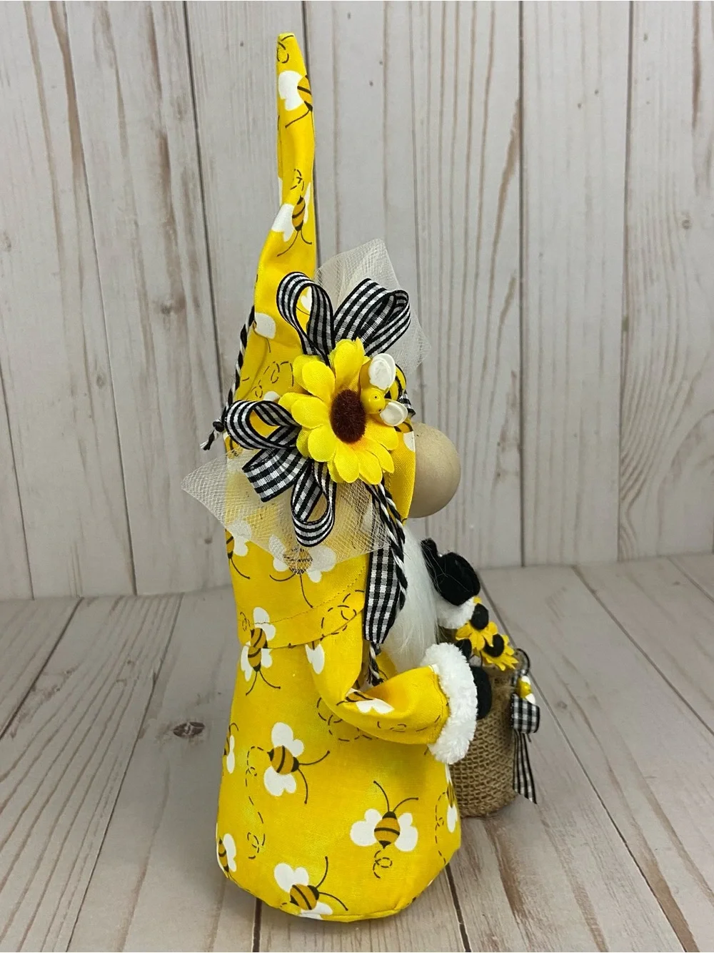 Bee Gnome w/ Sunflowers | Handmade Spring Decor - Picture 5 of 14